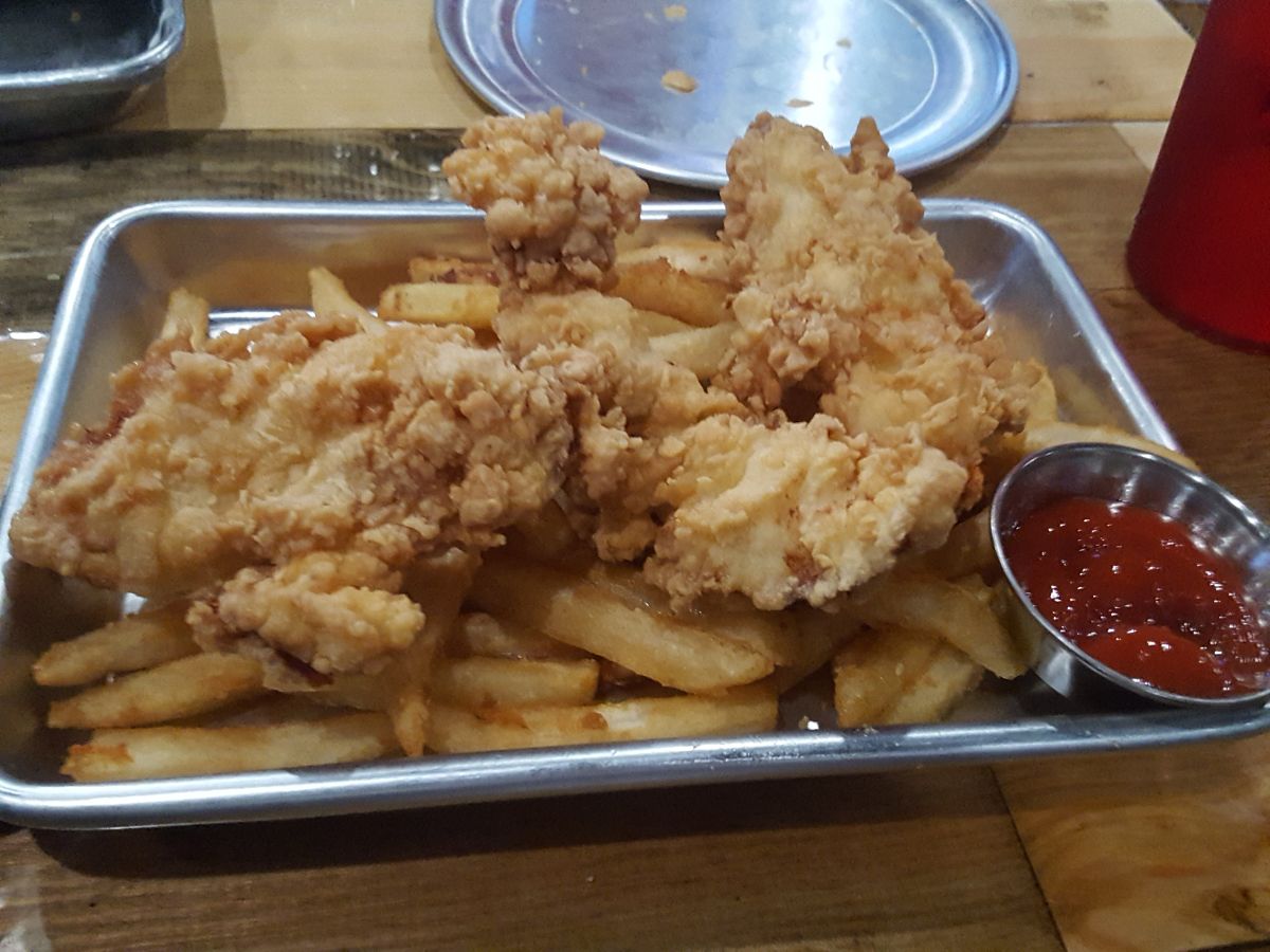 Scholars and Scoundrels Bar & Grill now open in Sugar Land